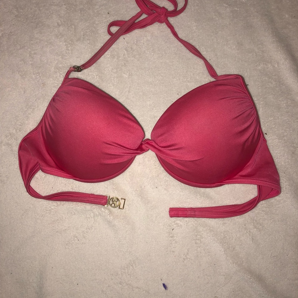 Victoria’s Secret bikini top
